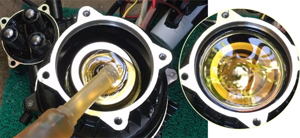 Hướng dẫn châm nhớt cho máy rửa xe gia đình tại nhà